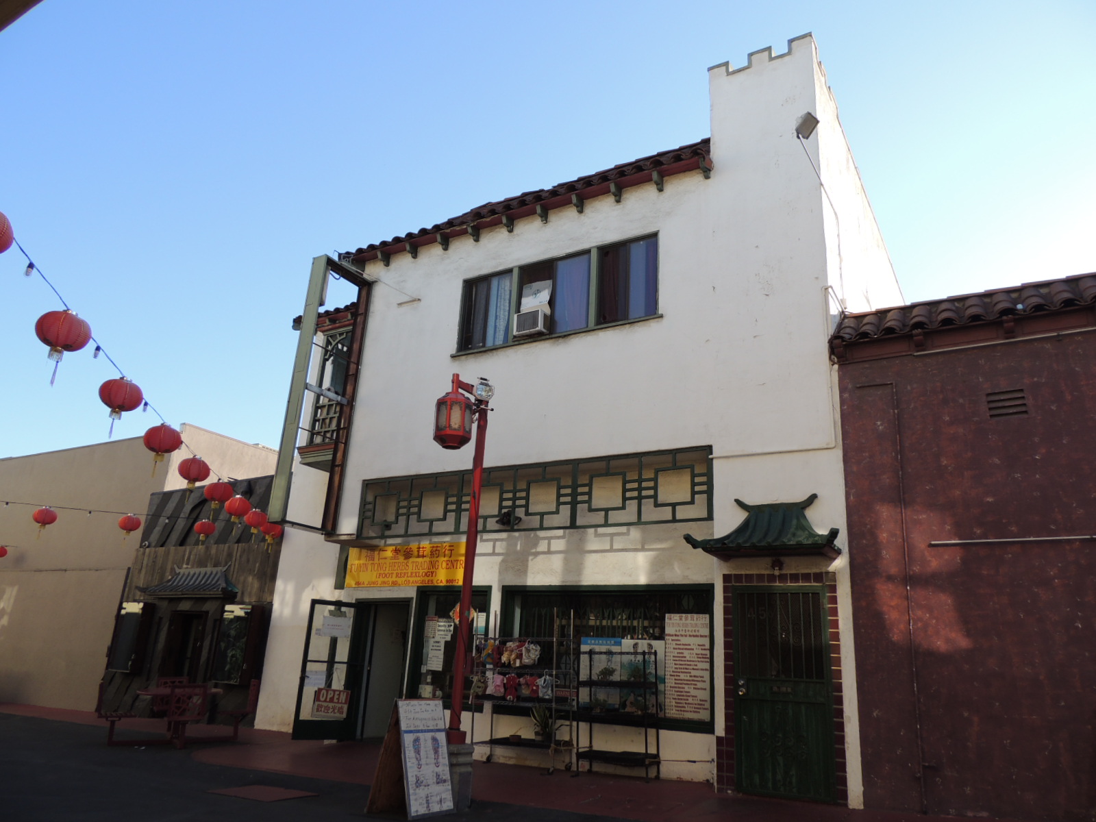 広場の市 Historic Places Los Angeles - Resource Report